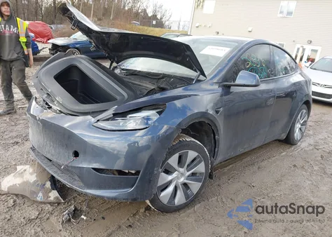 2023 Tesla Model Y Awd/Long Range Dual Motor All-Wheel Drive из США, поврежденный, VIN 7SAYGDEE0PF862336